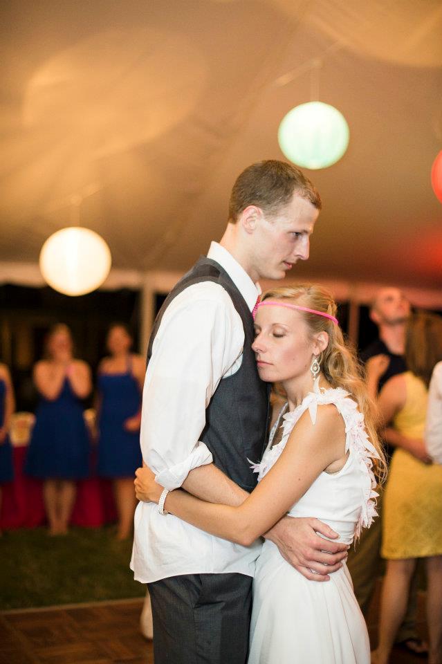  Soaking up a moment on the dance floor! (Image by Natalie Franke) 