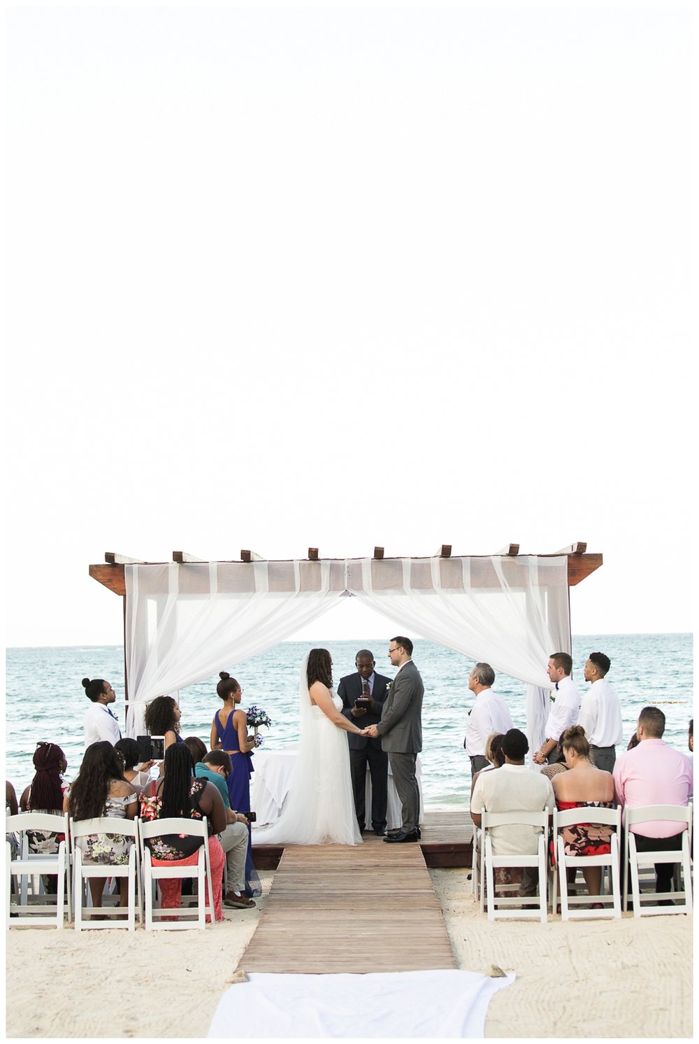 Jamaica wedding photographer creating colorful, vibrant, tropical images.