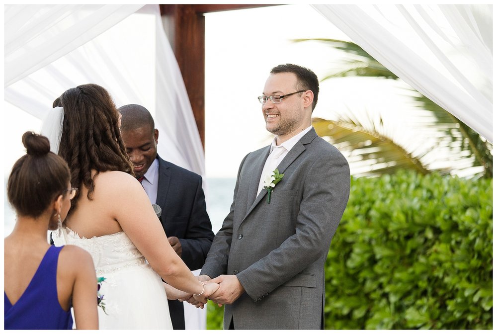 Jamaica wedding photographer creating colorful, vibrant, tropical images.