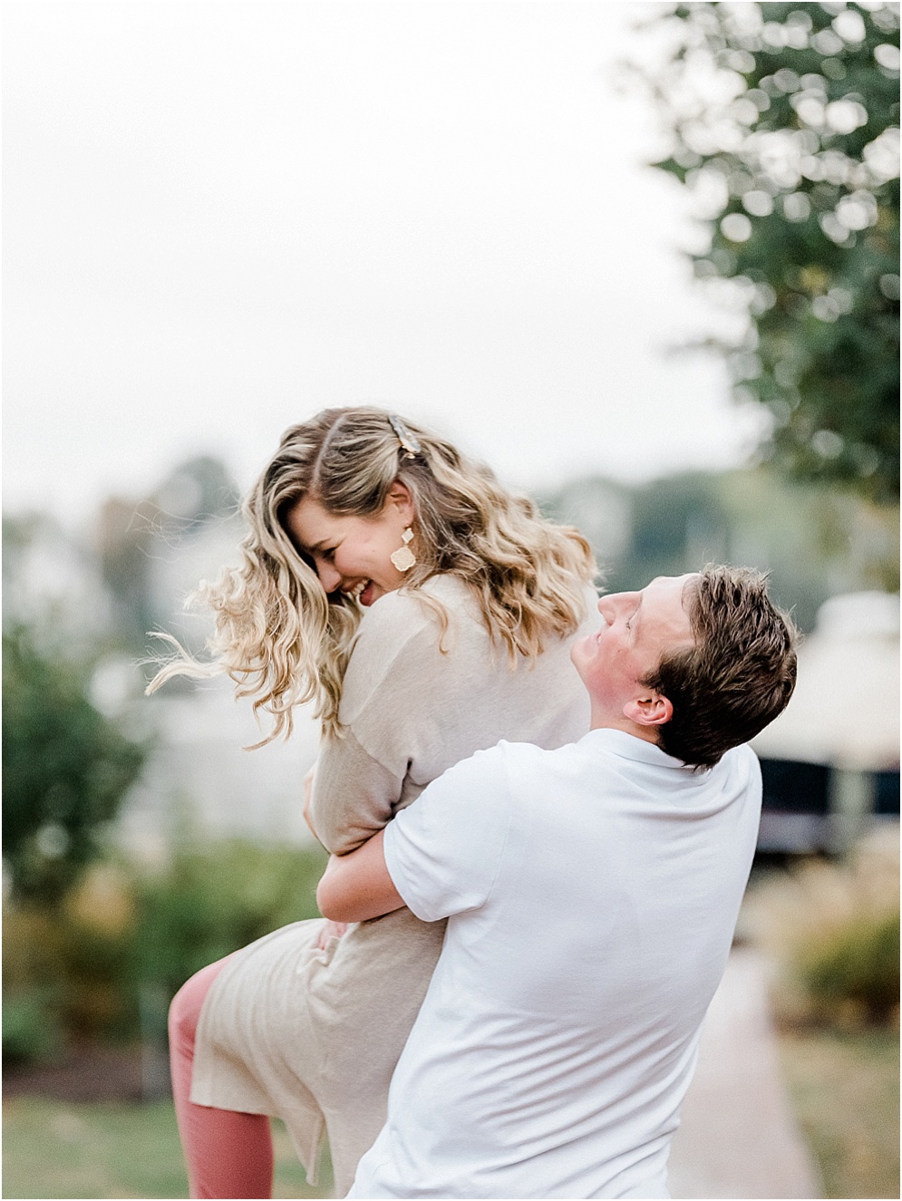 A playful and colorful downtown Annapolis photo session.