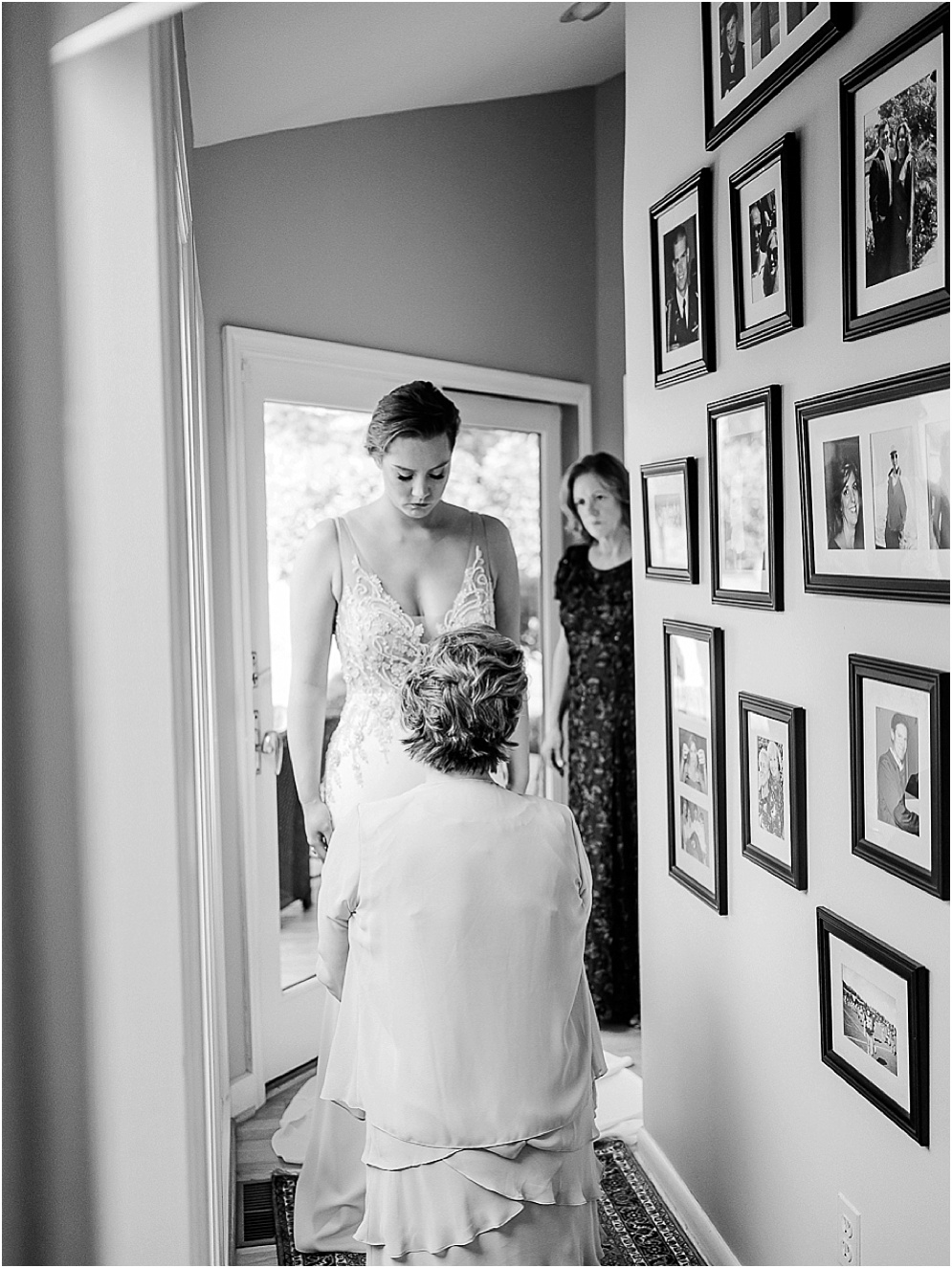 A black and gold Great Gatsby themed wedding at the Belvedere Hotel in Baltimore, Maryland.